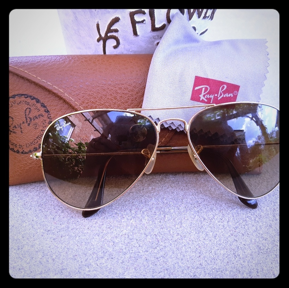 Ray-Ban Classic Metal Aviators